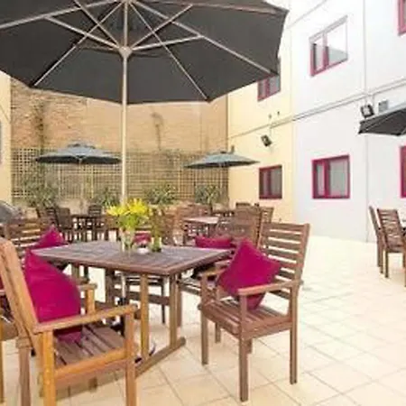Plum Serviced Apartments Carlton 